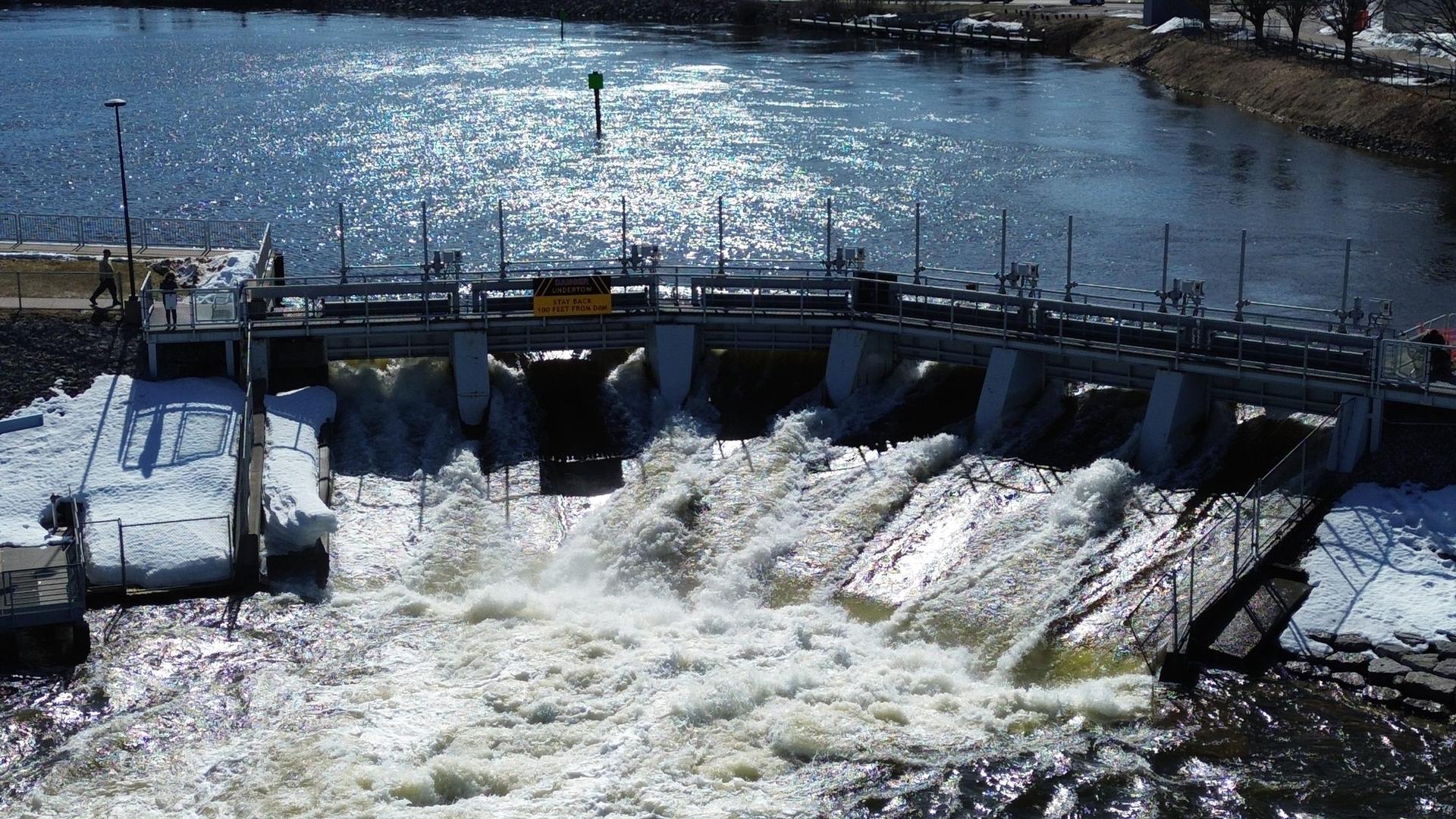 Michigan flood watch: Water less than 8 inches from top of Cheboygan Dam
