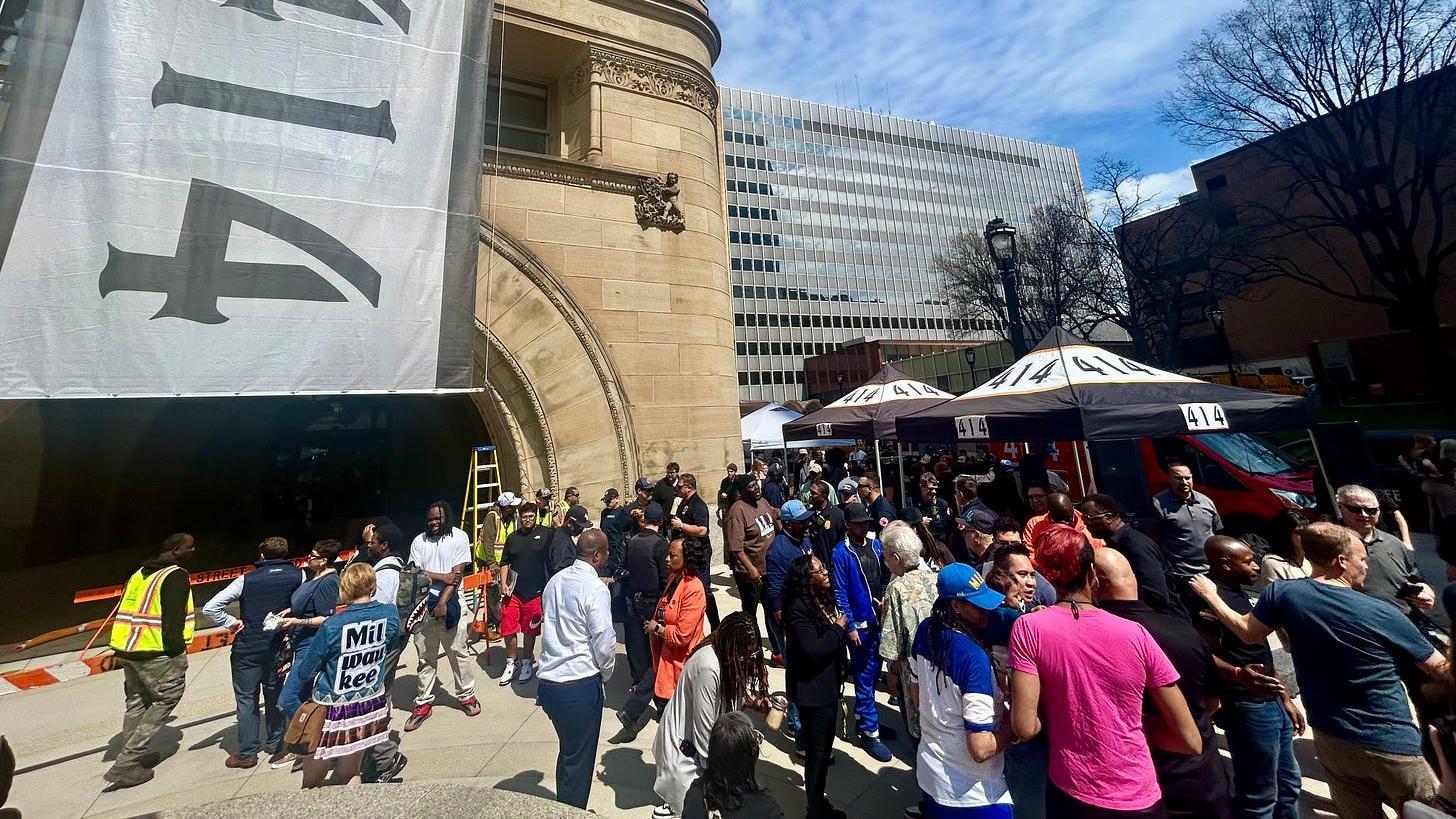 MILWAUKEE DAY ONLY: Get 41.4% off all subscriptions. Subscribe now!